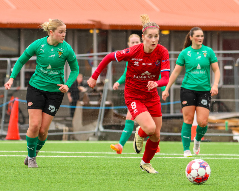 Myndaveisla: Haukar fögnuðu sigri í 2. deild eftir sigur á Völsungi