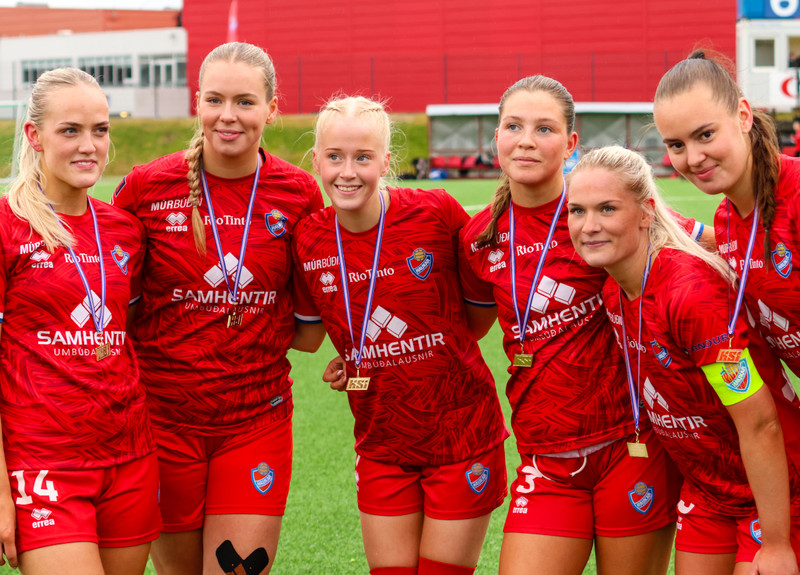 Myndaveisla: Haukar fögnuðu sigri í 2. deild eftir sigur á Völsungi