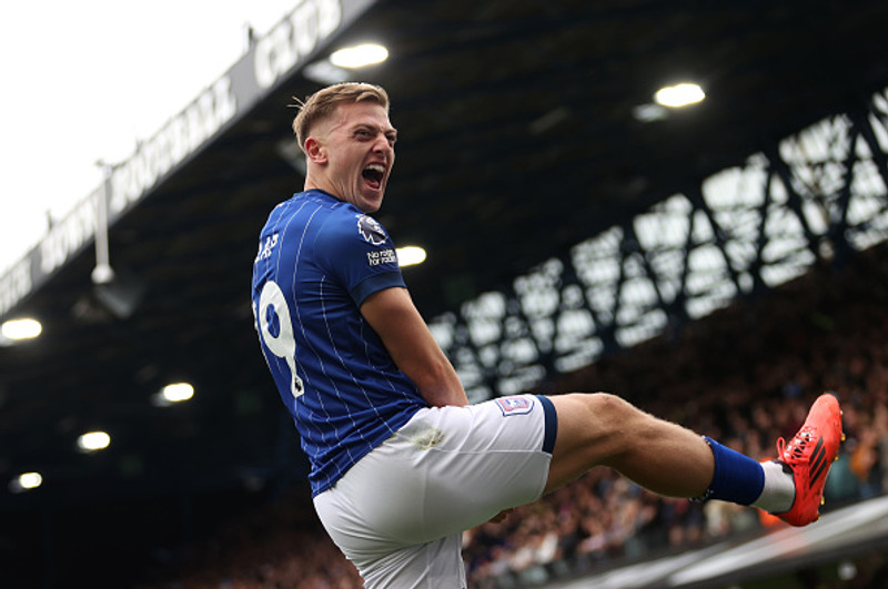 <b>Sóknarmaður: Liam Delap (Ipswich Town)</b> - Þessi 21 árs sóknarmaður sem kom frá Manchester City skoraði bæði mörk Ipswich í 2-2 jafntefli gegn Aston Villa.
