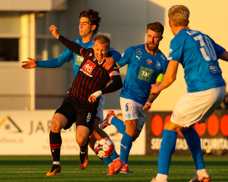 Myndaveisla: Víkingur og Stjarnan skildu jöfn