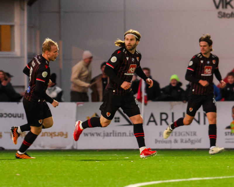 Myndaveisla: Víkingur og Stjarnan skildu jöfn