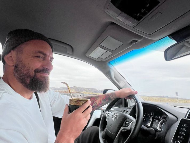 Fór í frí til Íslands eftir umdeildan brottrekstur