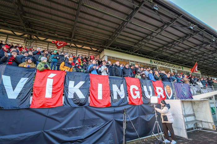 Stuðningsmenn Víkings á leiknum gegn Cercle Brugge.