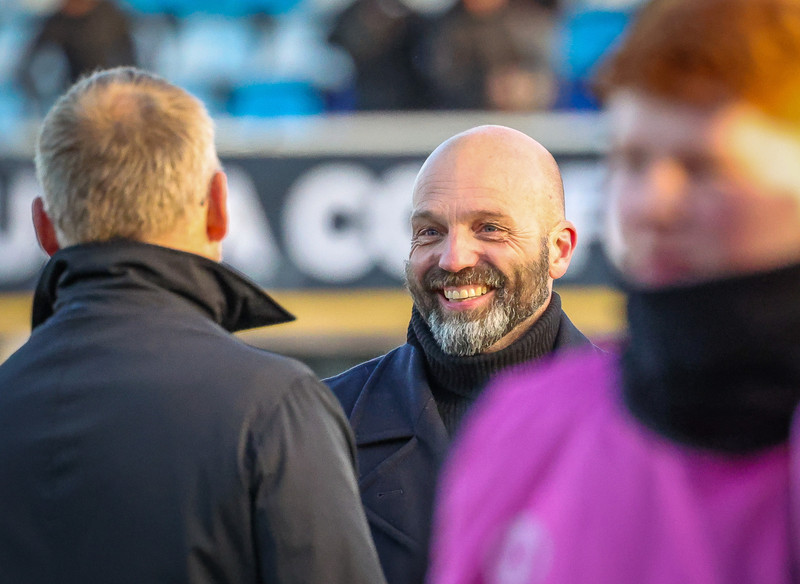 Arnar Gunnlaugs hlær líklega bara að umfjöllun belgískra miðla