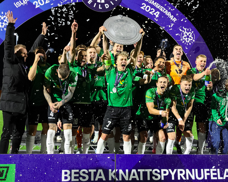 Höskuldur: Þetta er epísk sögulína