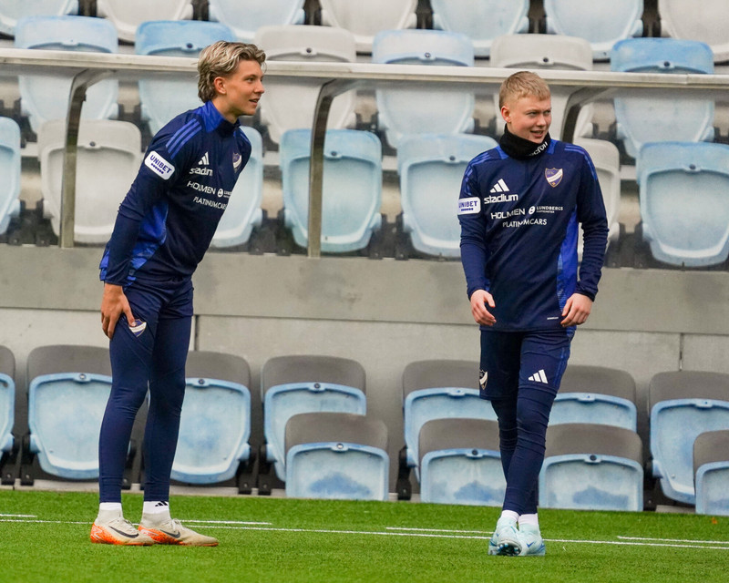 Jónatan vinstra megin (séð frá lesanda) og Freysteinn hægra megin.