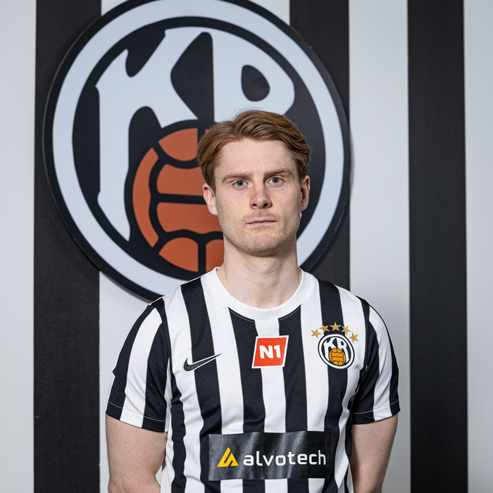 Alexander Helgi er mættur í KR.