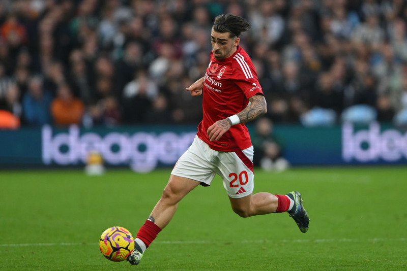 Jota Silva í leik með Forest