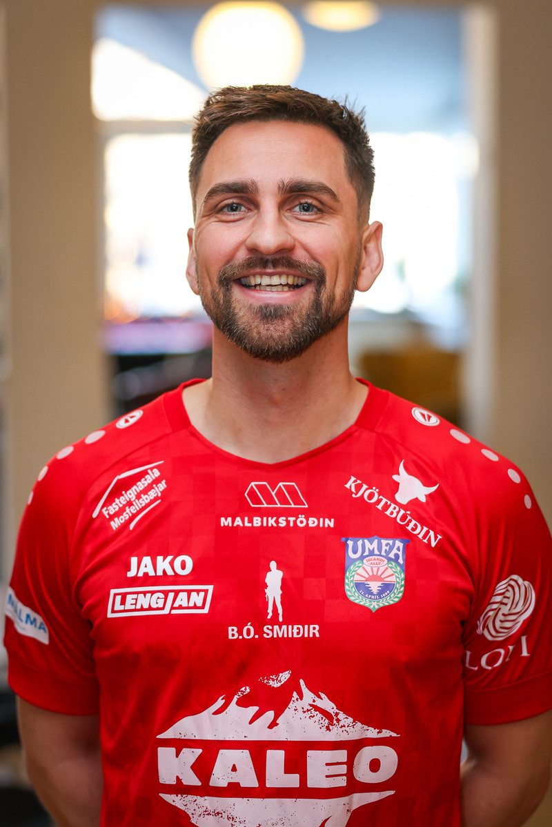 Oliver Sigurjónsson kom frá Breiðabliki.