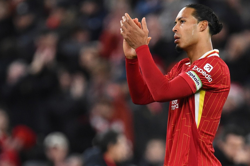<b>Varnarmaður: Virgil van Dijk (Liverpool)</b> - Leiðtoginn skoraði sigurmarkið gegn West Ham með glæsibrag.