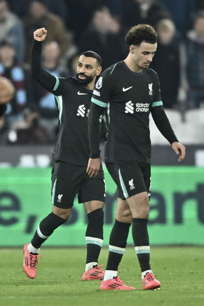 Martin er stuðningsmaður Liverpool sem er á toppi ensku úrvalsdeildarinnar.