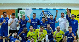 Ísland um helgina - Íslandsmót innanhúss og...