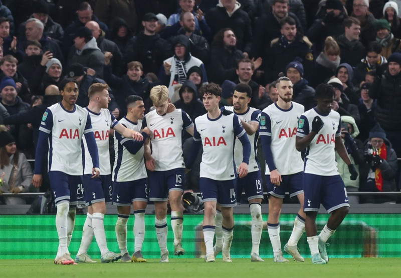 England: Bergvall með sitt fyrsta mark í sigri á Liverpool