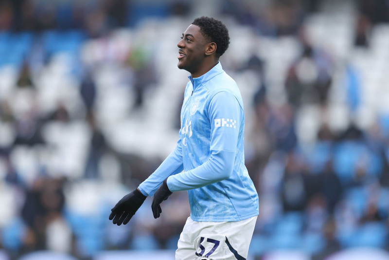 Divin Mubama er í liði Man City