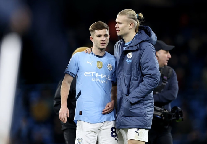McAtee hefur komið inn af bekknum í síðustu þremur deildarleikjum Man City og skoraði þá þrennu í stórsigri gegn Salford City í FA bikarnum á dögunum.