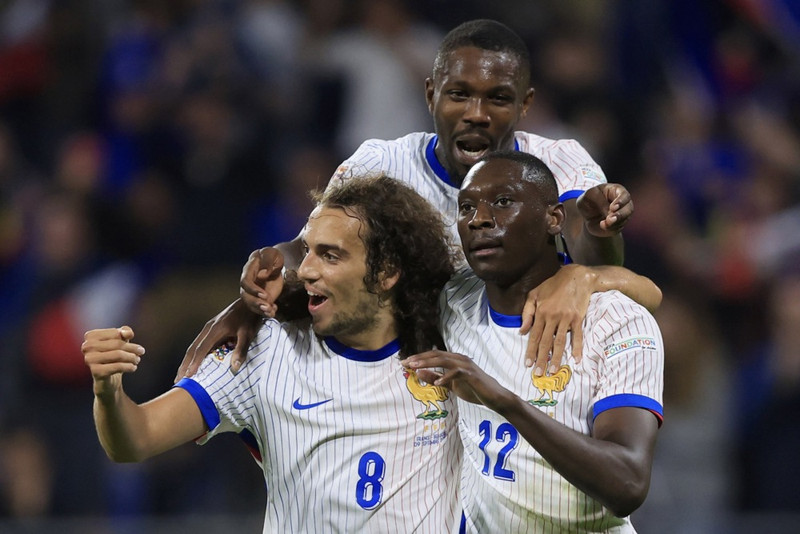 Fenerbahce kaupir Guendouzi (Staðfest)