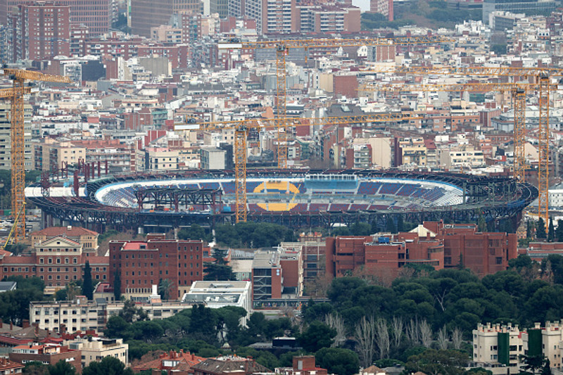 Verið er að endurbyggja heimavöll Barcelona. Þessi mynd var tekin fyrir viku síðan.
