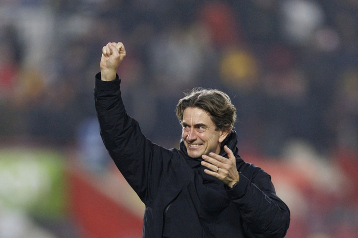 Thomas Frank hrósaði Liverpool í hástert og segir þá besta lið heims.