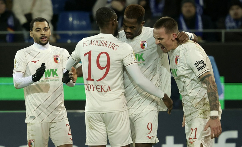 Þýskaland: Essende skoraði tvennu í sigri Augsburg