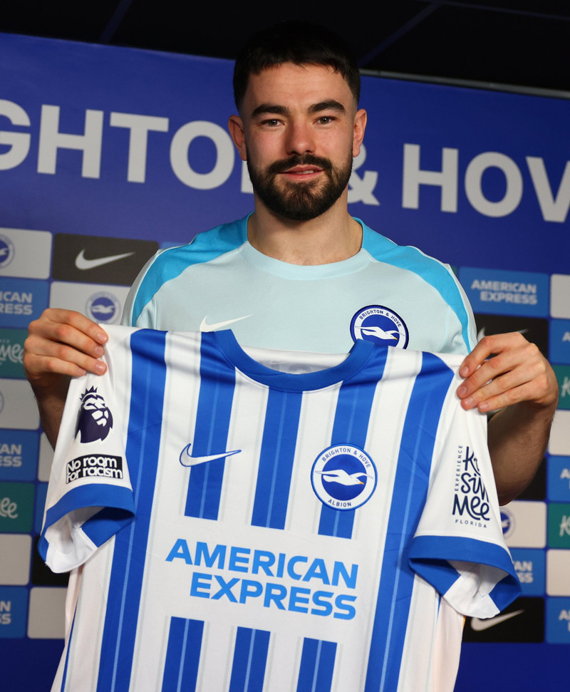 Brighton lánar Cashin til Birmingham (Staðfest)