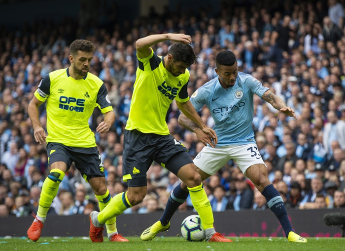 Tommy Smith með Bournemouth gegn Man City í úrvalsdeildinni.