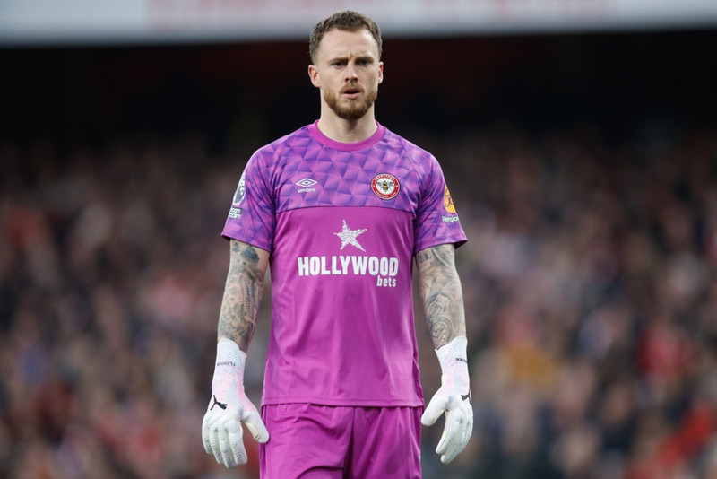 <b>Markvörður: Mark Flekken (Brentford)</b> - Átti nokkrar mikilvægar vörslur í sigrinum gegn Bournemouth. Hann er mjög góður markmaður sem hefur staðið sig vel í vetur.