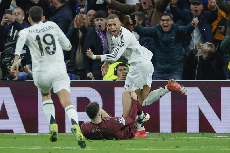 Spánn: Mbappe kom Real Madrid til bjargar
