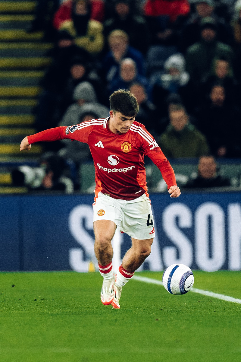 Man Utd lánar ungan varnarmann til Sheffield Wednesday (Staðfest)