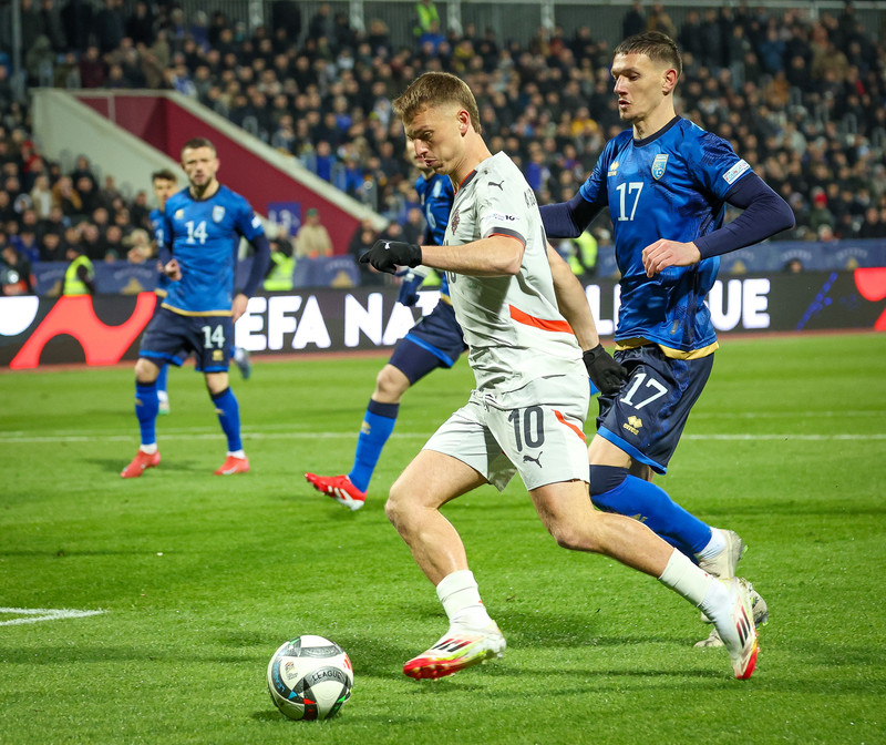 Myndaveisla frá tapinu gegn Kósovó á fimmtudaginn