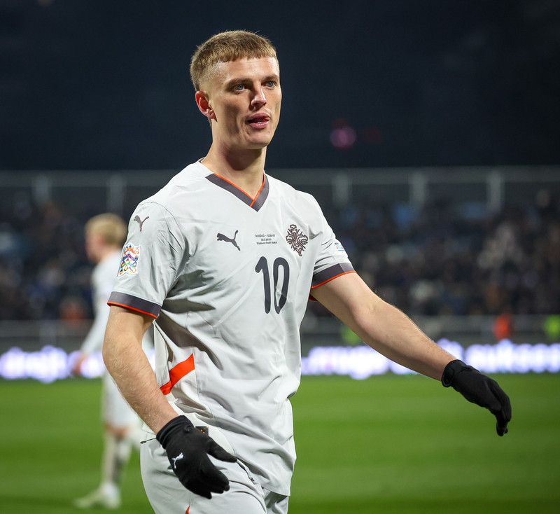 Albert: Galið hvað ég var með stórt útisvæði til að halda partí