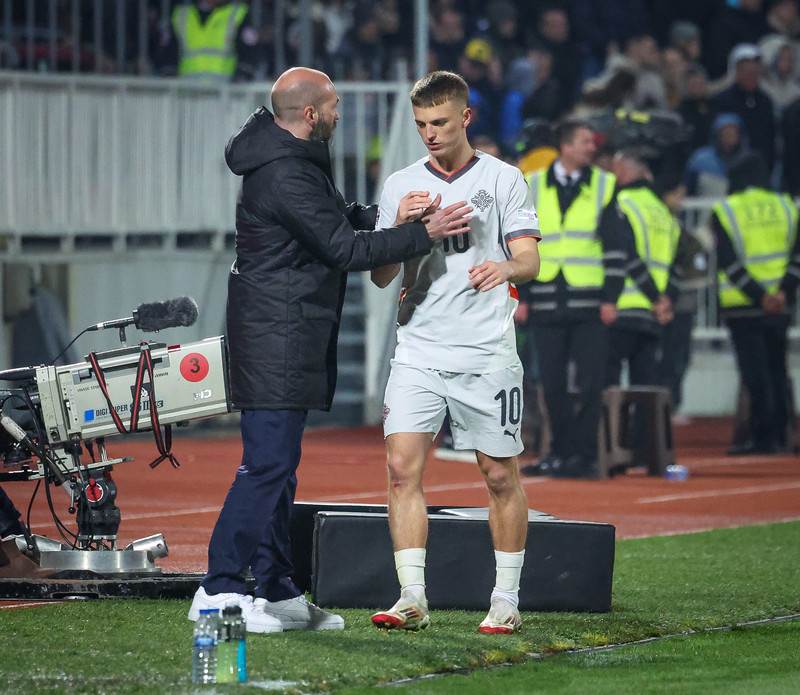 Myndaveisla frá tapinu gegn Kósovó á fimmtudaginn