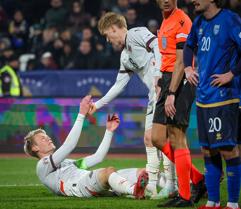 Myndaveisla frá tapinu gegn Kósovó á fimmtudaginn