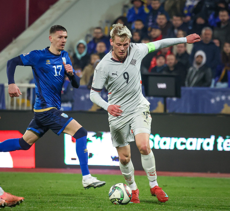 Myndaveisla frá tapinu gegn Kósovó á fimmtudaginn
