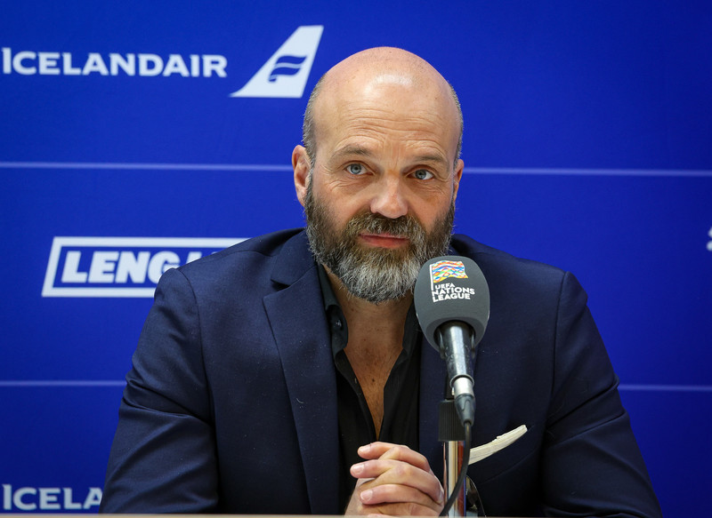 Í beinni - Arnar opinberar landsliðshópinn