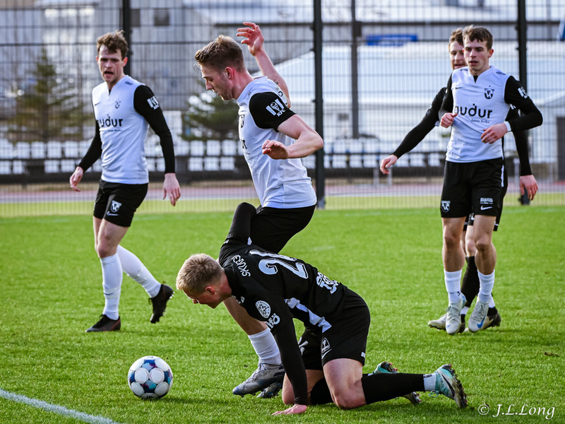 Myndaveisla: FH vann Breiðablik á hybrid grasinu