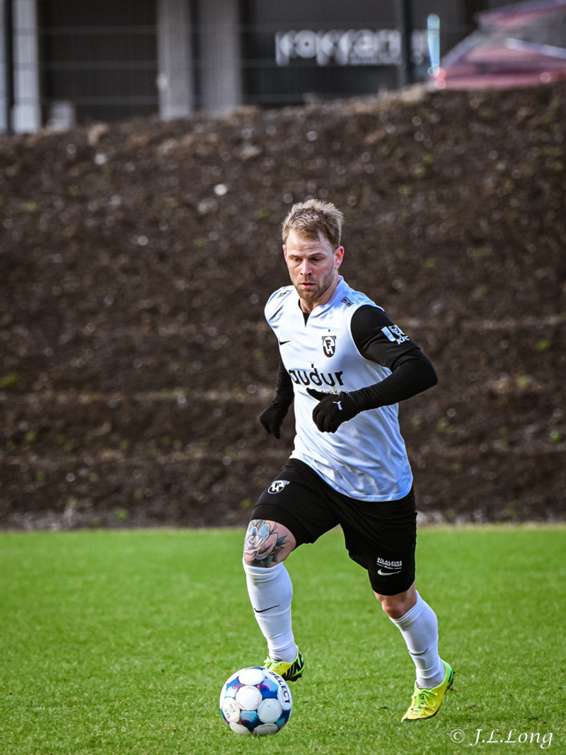 Myndaveisla: FH vann Breiðablik á hybrid grasinu