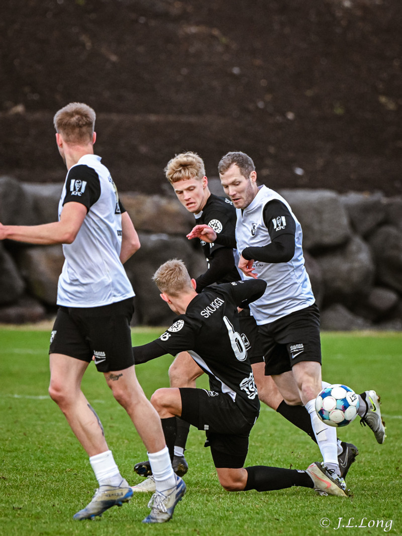 Myndaveisla: FH vann Breiðablik á hybrid grasinu
