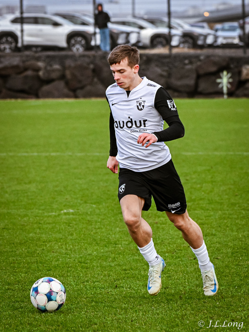 Myndaveisla: FH vann Breiðablik á hybrid grasinu