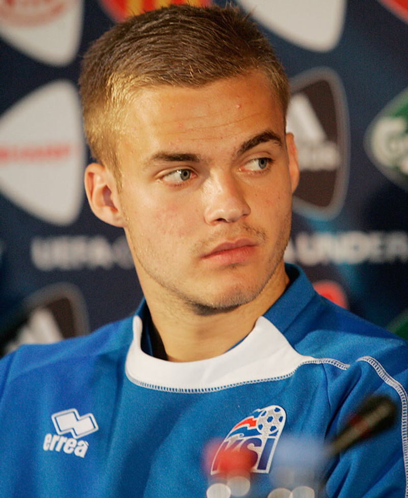 Hólmar Örn leggur skóna á hilluna (Staðfest)
