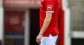 Ennþá á samningi en meinað að mæta á æfingar