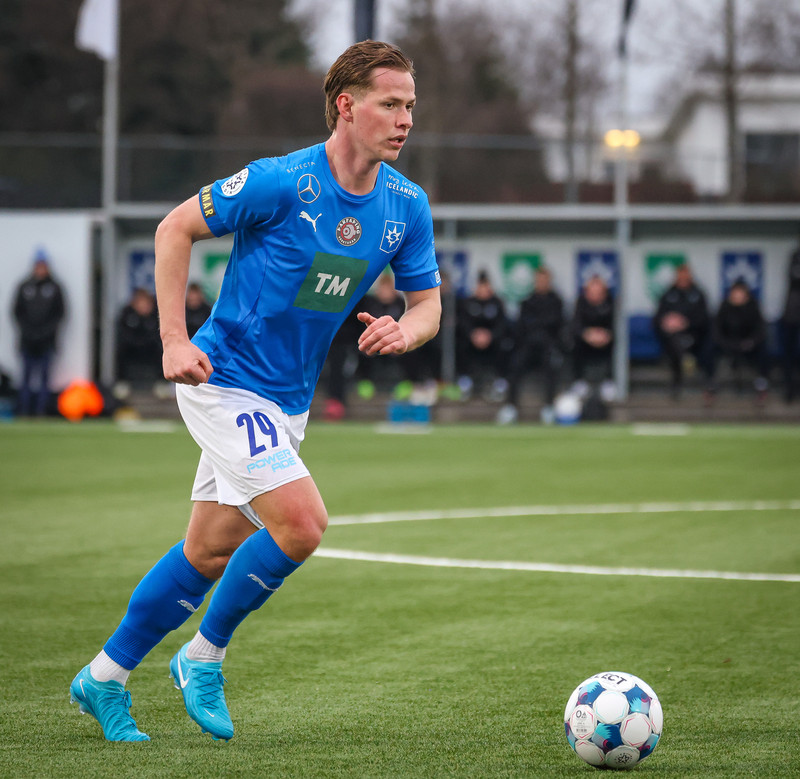 Alex kominn heim í Garðabæ.