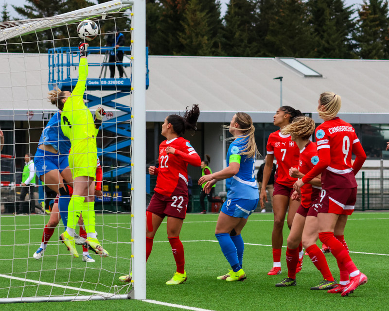 Myndaveisla: Stelpurnar okkar gerðu jafntefli í tíðindamiklum leik