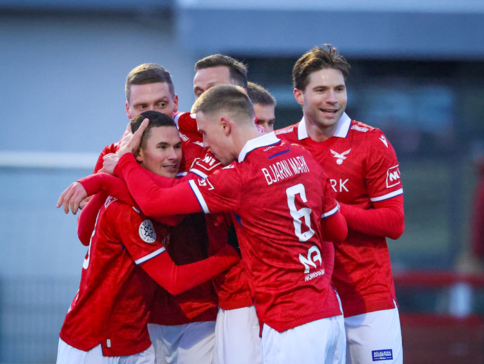 Valur tapaði unnum leik niður í jafntefli