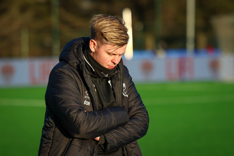 Óskar Smári Haraldsson hugsi yfir leiknum