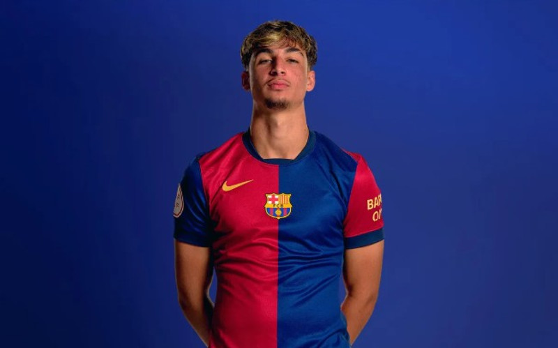 Undrabarn íhugar stöðu sína hjá Barcelona