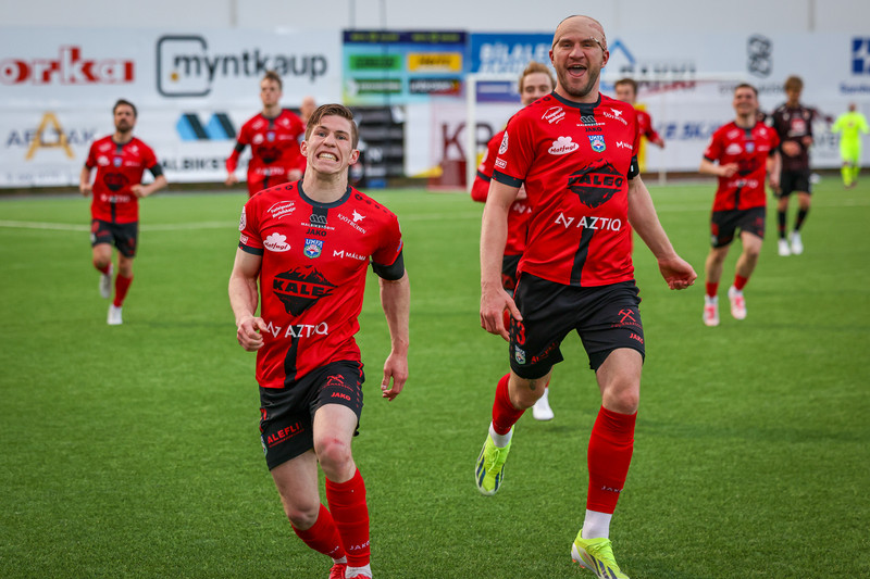 Myndir: Mikil gleði í Mosó þegar fyrsti sigurinn í efstu deild kom