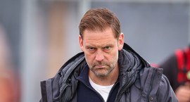 Martraðarbyrjun fyrir Jón Þór