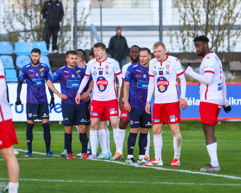 Myndaveisla: Þór vann Leikni í allskonar veðri