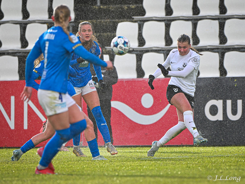 Myndaveisla: FH sigraði Stjörnuna í Krikanum