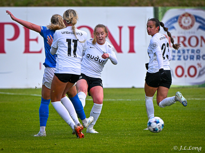 Myndaveisla: FH sigraði Stjörnuna í Krikanum
